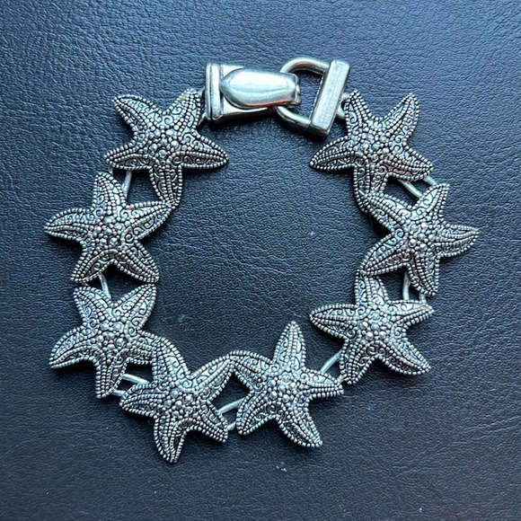 Silver Starfish Link Bracelet - Picture 3 of 6